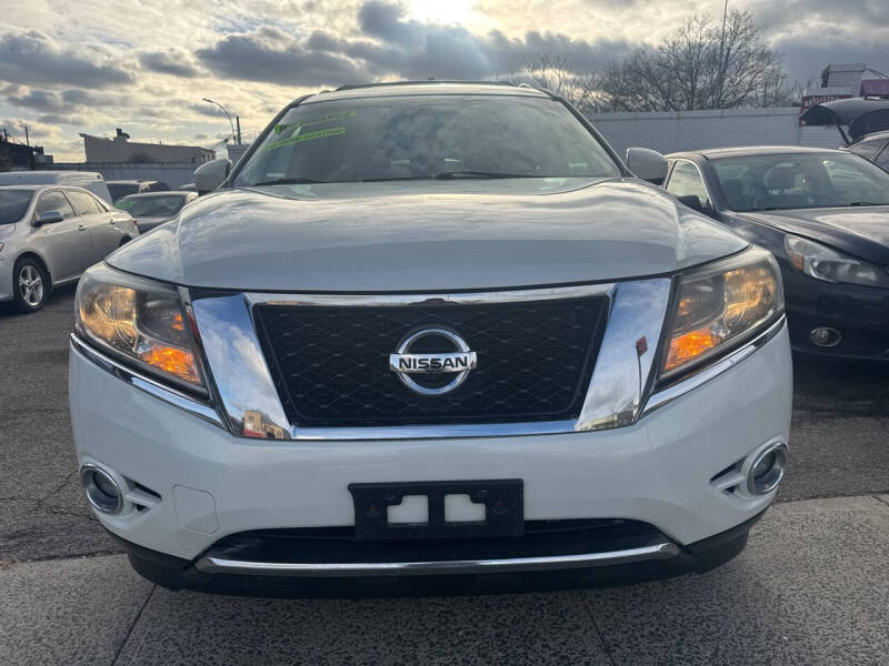 2014 Nissan Pathfinder Platinum