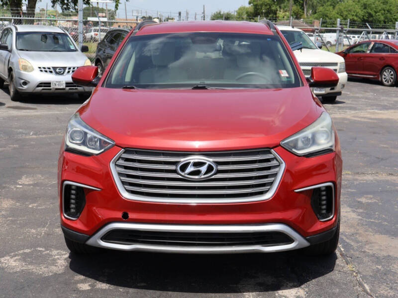 2017 Hyundai Santa Fe SE