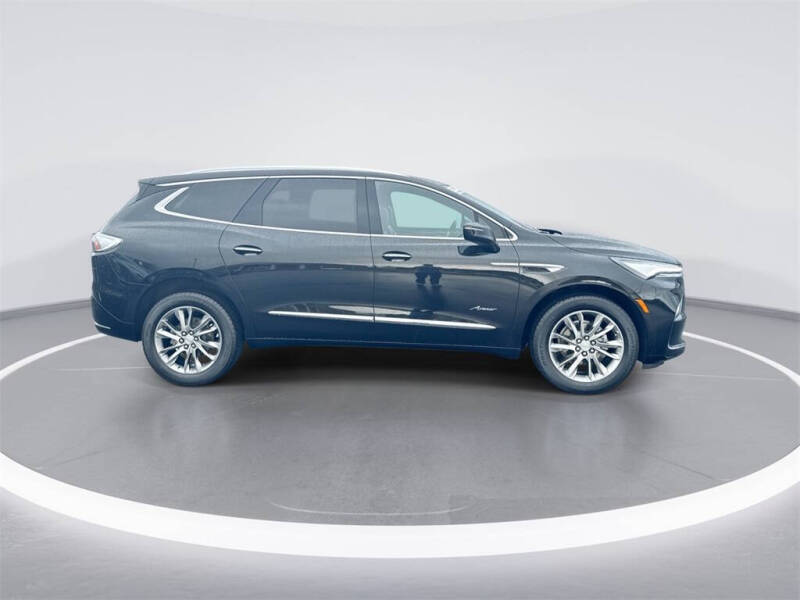 2022 Buick Enclave Avenir