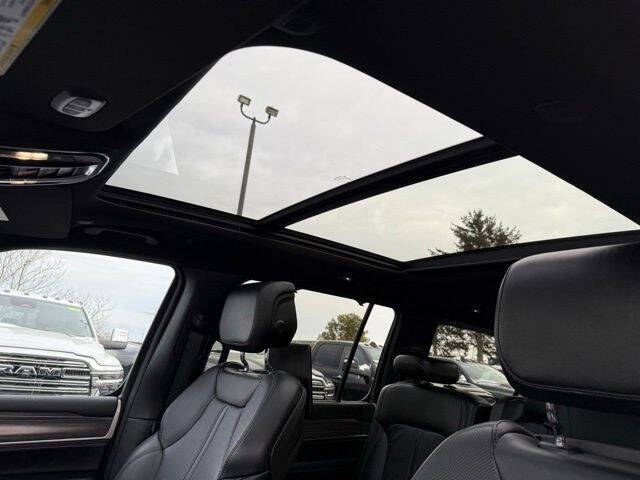 2024 Jeep Wagoneer L Series III