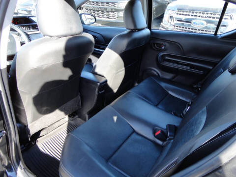 2017 Toyota Prius c Four