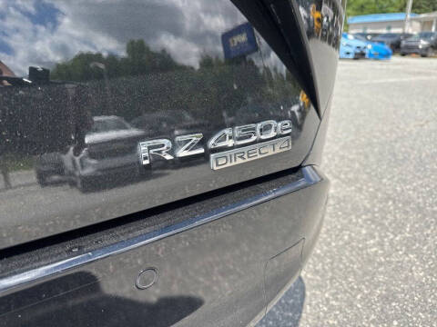 2023 Lexus RZ 450e Luxury