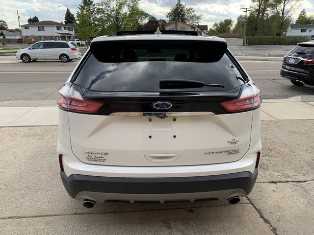 2020 Ford Edge Titanium