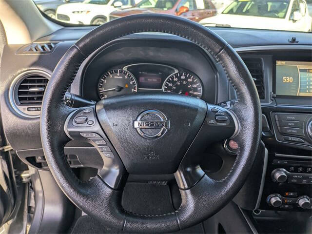 2013 Nissan Pathfinder SV