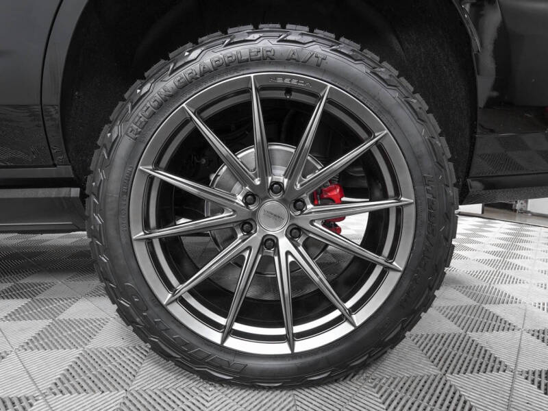 2025 Cadillac Escalade-V