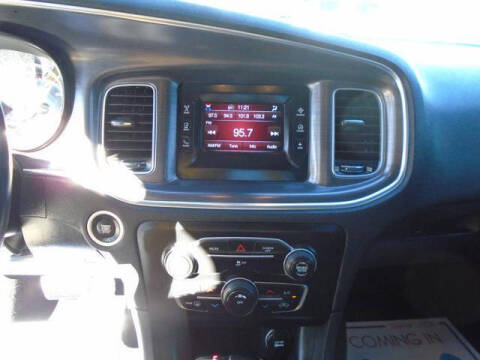 2017 Dodge Charger SE