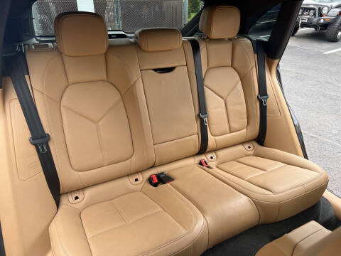 2017 Porsche Macan S