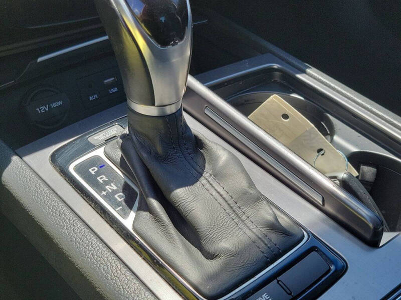 2015 Hyundai Genesis