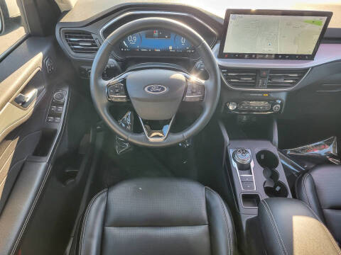 2024 Ford Escape Platinum