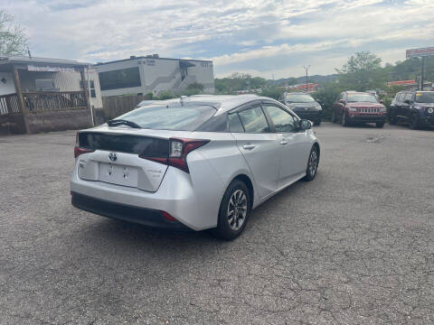 2021 Toyota Prius XLE