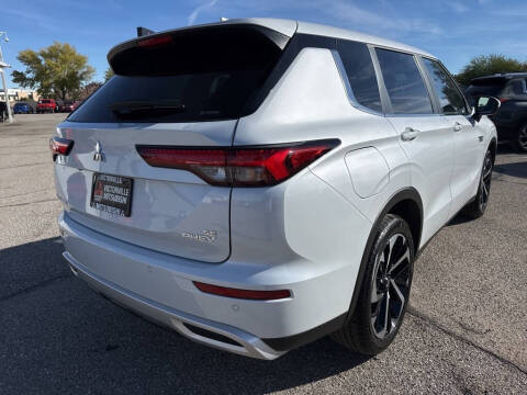 2025 Mitsubishi Outlander PHEV SE