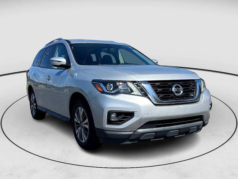 2019 Nissan Pathfinder SV
