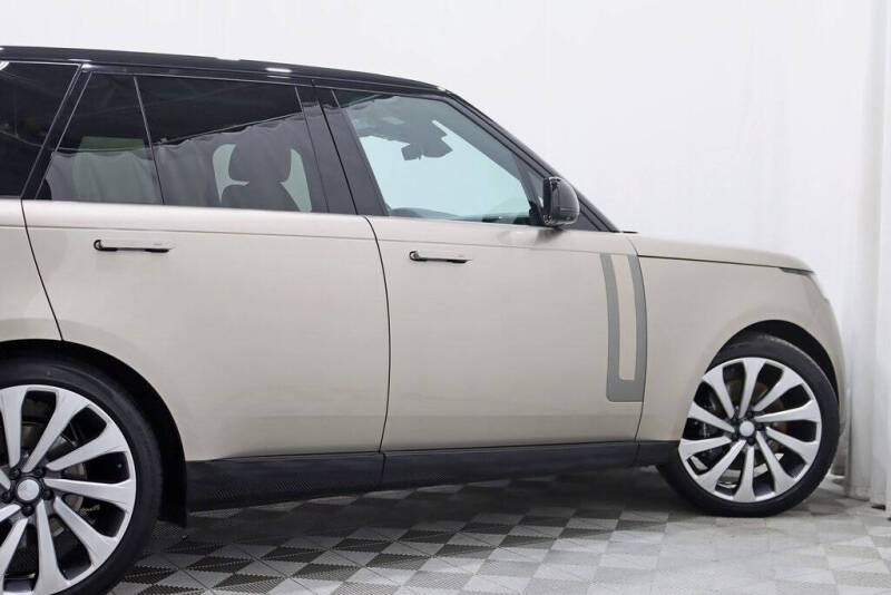 2025 Land Rover Range Rover P530 SE