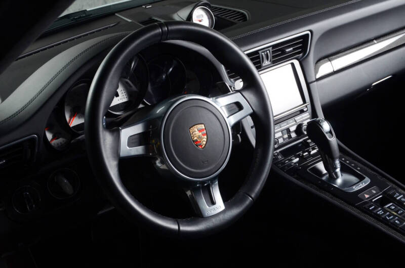 2014 Porsche 911 Turbo S