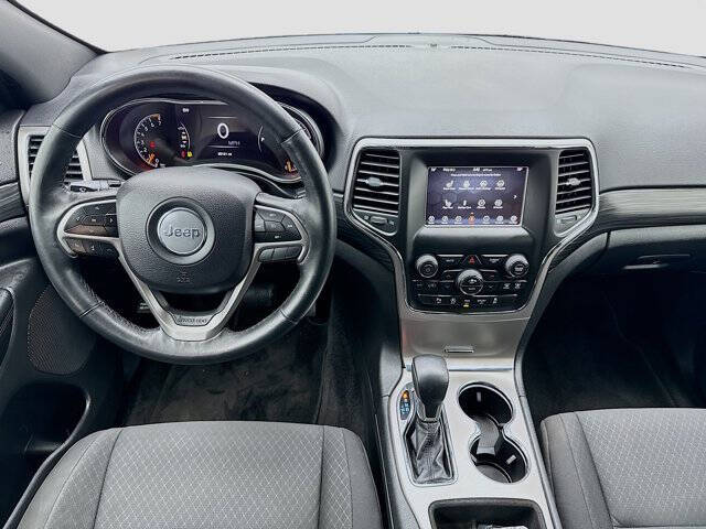 2019 Jeep Grand Cherokee Laredo E