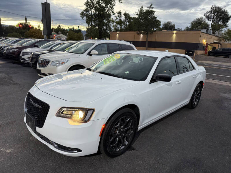 2018 Chrysler 300 Touring L