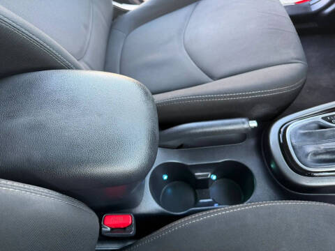2013 Kia Soul +