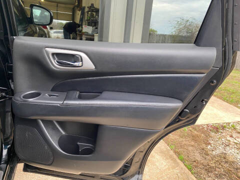 2013 Nissan Pathfinder SL