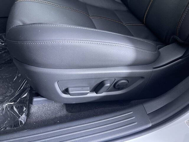 2025 Mazda CX-50 Hybrid Premium Plus