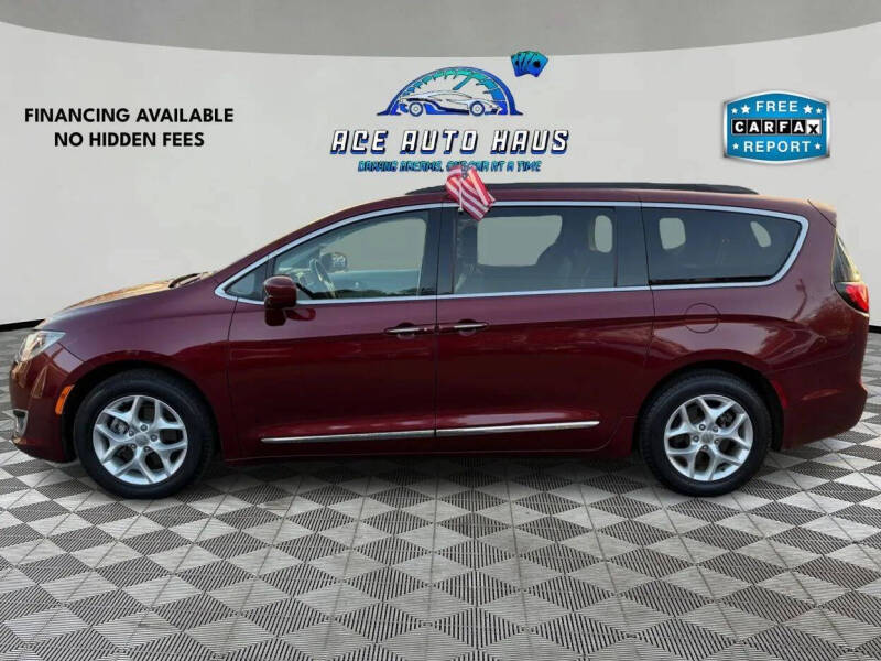 2017 Chrysler Pacifica