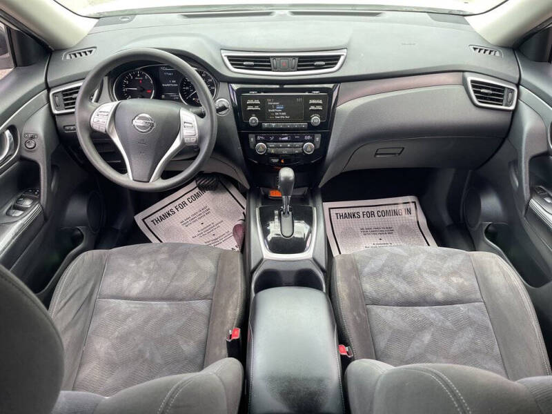 2015 Nissan Rogue SV