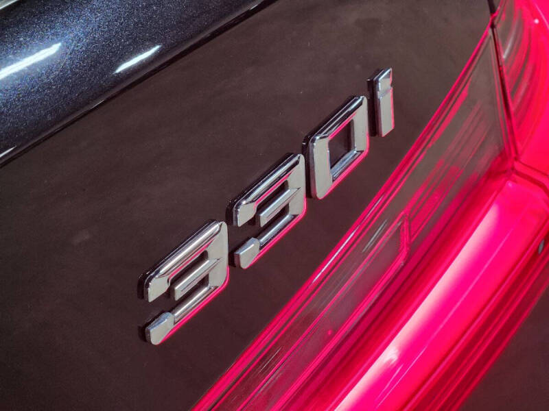 2022 BMW 3 Series 330i