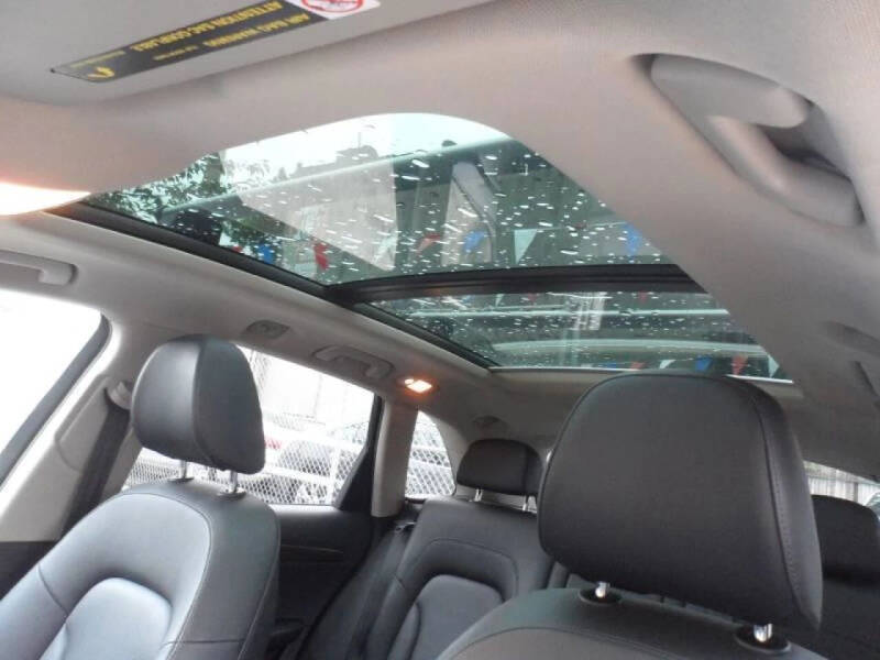 2012 Audi Q5 2.0T quattro Premium Plus