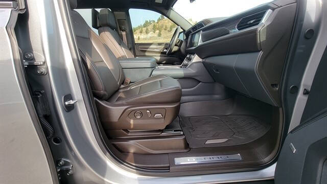 2023 GMC Yukon Denali