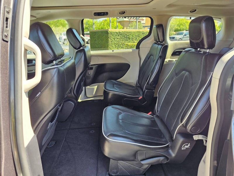 2022 Chrysler Pacifica Limited