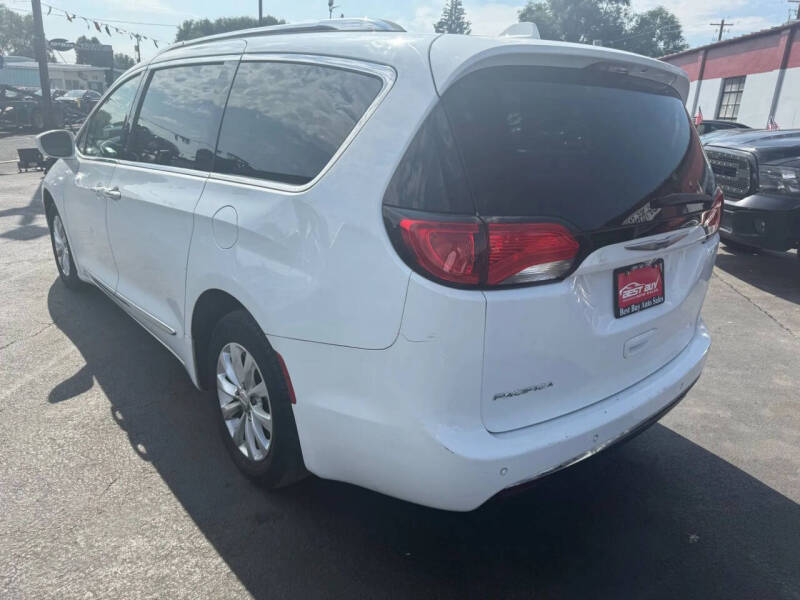 2018 Chrysler Pacifica Touring L