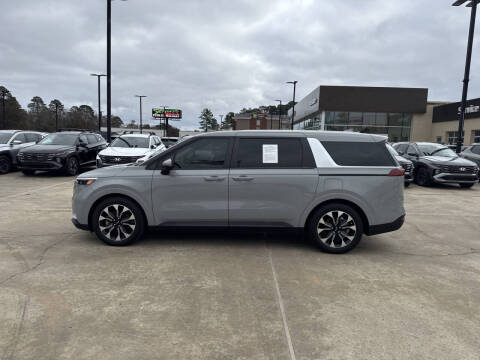 2024 Kia Carnival EX