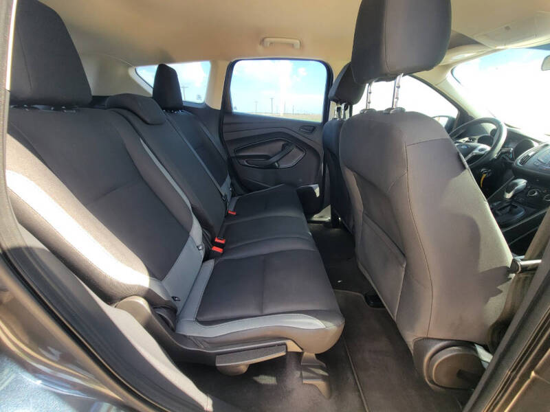 2016 Ford Escape S