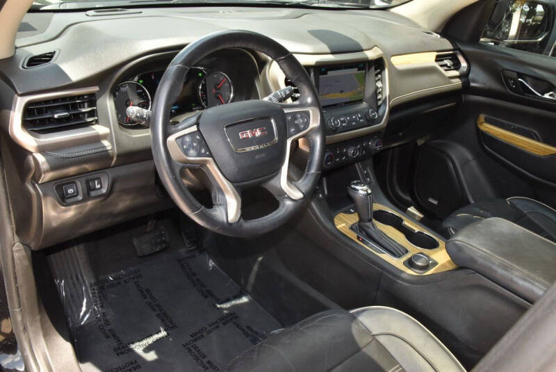 2018 GMC Acadia Denali