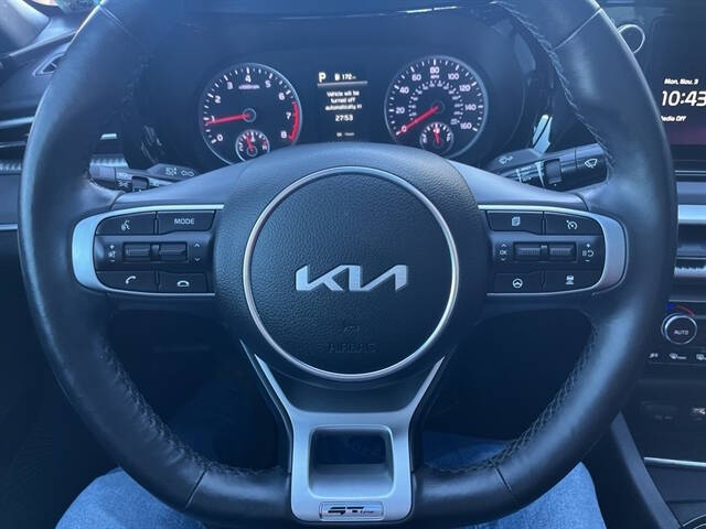2023 Kia K5