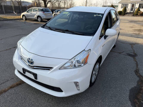 2012 Toyota Prius v Three