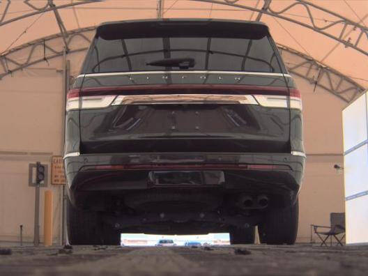 2023 Lincoln Navigator Standard