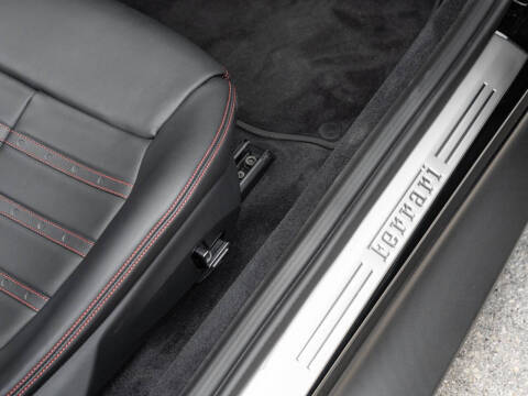 2025 Ferrari Roma Spider