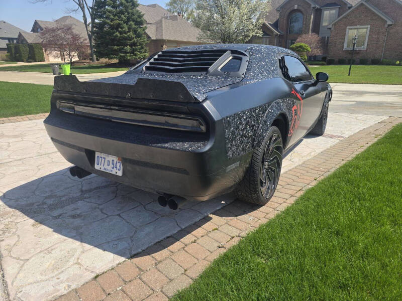 2013 Dodge Challenger SXT Plus