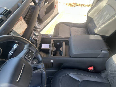 2022 Land Rover Defender 90 X-Dynamic S