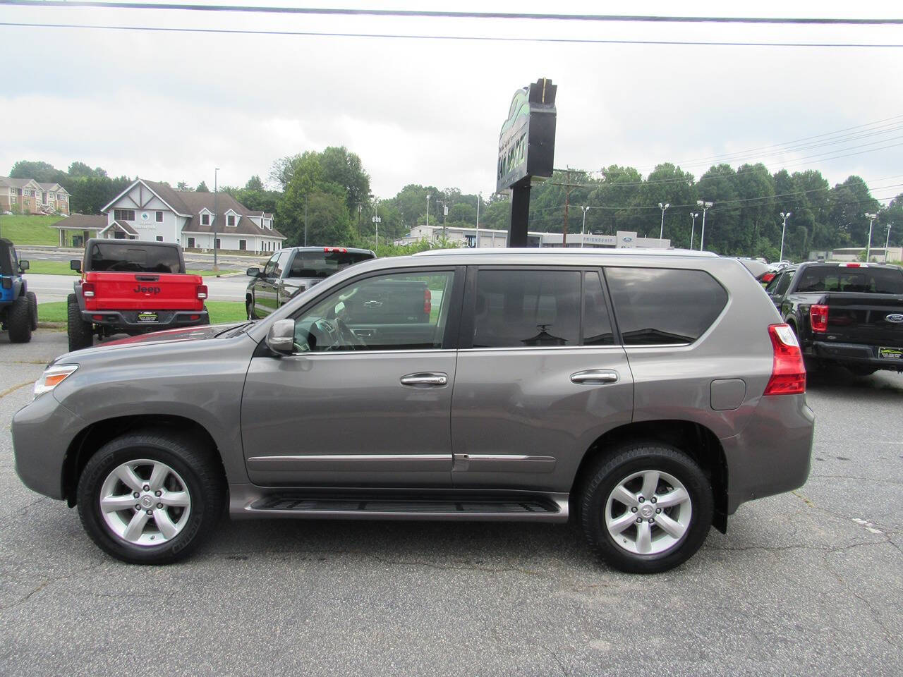 2013 Lexus GX 460 for sale at The Car Source of Lenoir in Lenoir, NC