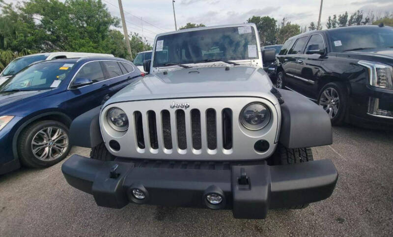 2011 Jeep Wrangler Unlimited Sport photo 2