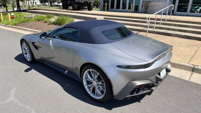 2022 Aston Martin Vantage