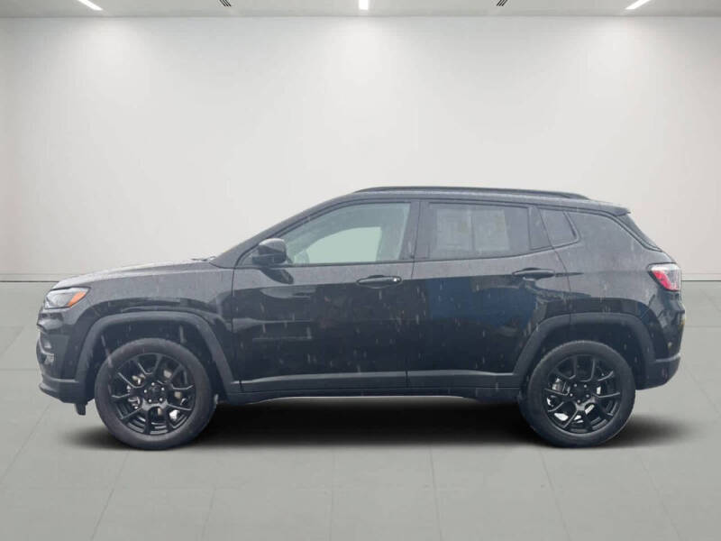 2022 Jeep Compass Altitude