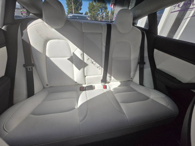 2019 Tesla Model 3 Standard Range Plus