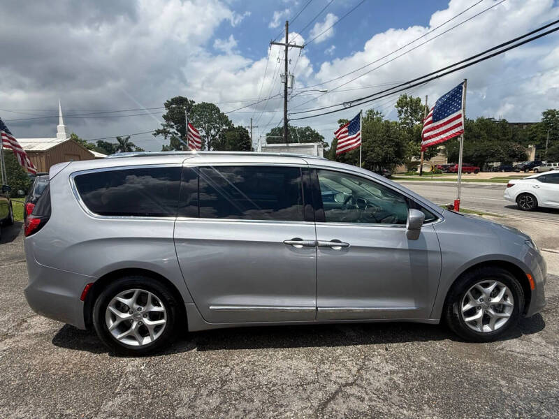 2018 Chrysler Pacifica Touring L Plus