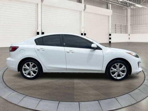 2013 Mazda MAZDA3