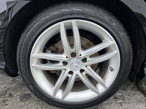 2013 Mercedes-Benz C-Class C 300 Sport 4MATIC