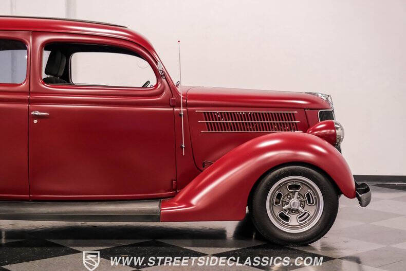 1936 Ford Tudor