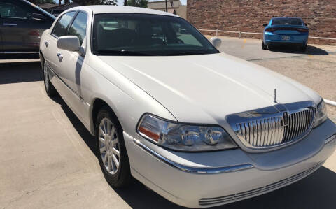 2007 Lincoln Town Car for sale at Tiger Auto Sales in Guymon OK