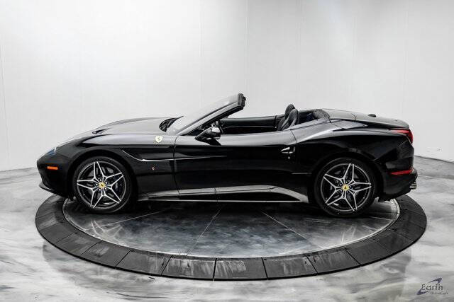 2016 Ferrari California T